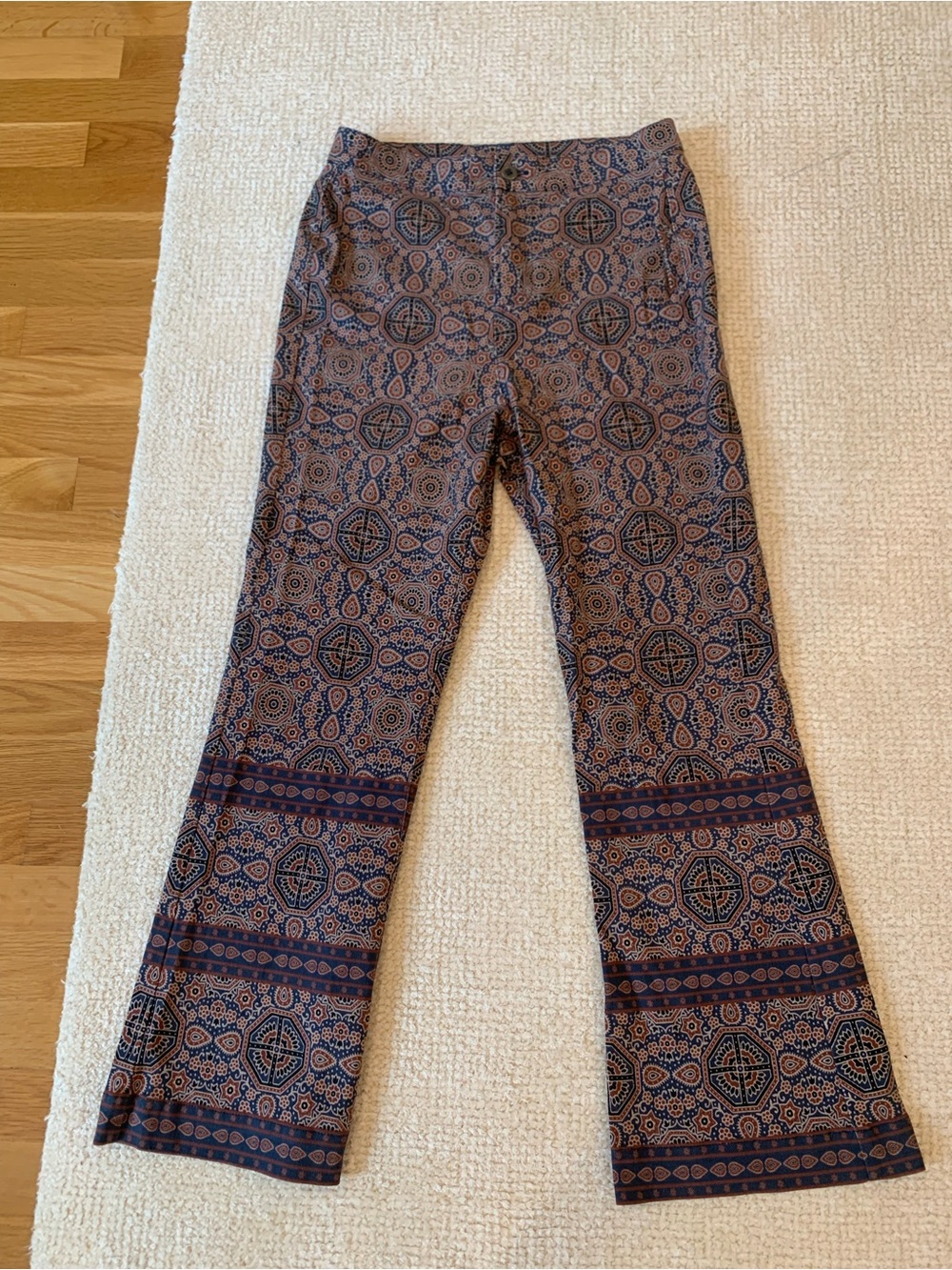 Julia Amory Bell Pant Twill Medallion Navy